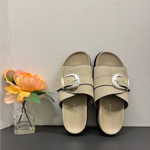 Marc Fisher Ltd Buckle Sandals 8 1/2 M Taupe - Picture 3 of 14